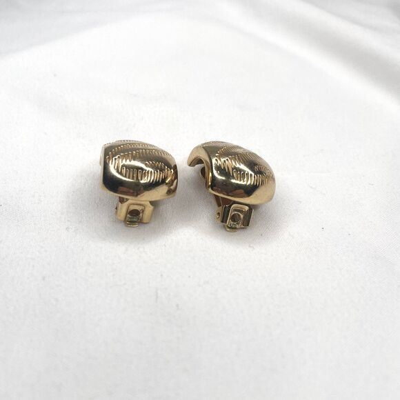 Christian Dior Vintage Gold Plated Textured Half Hoop Clip On Earrings - Picture 5 of 10